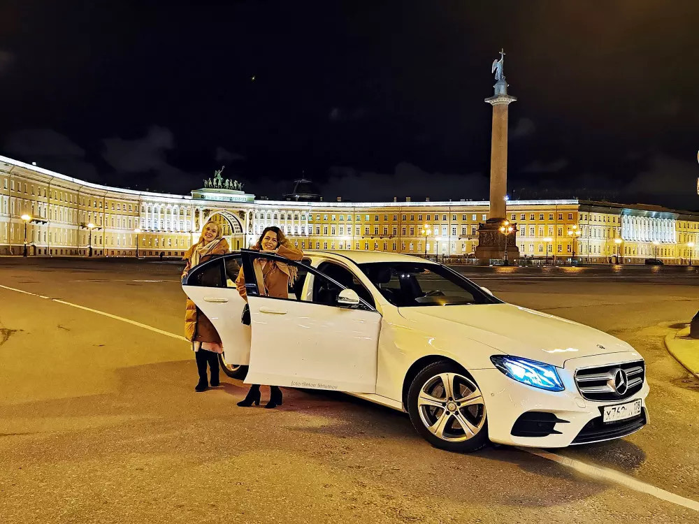 Фото: Ночная экскурсия по Петербургу
