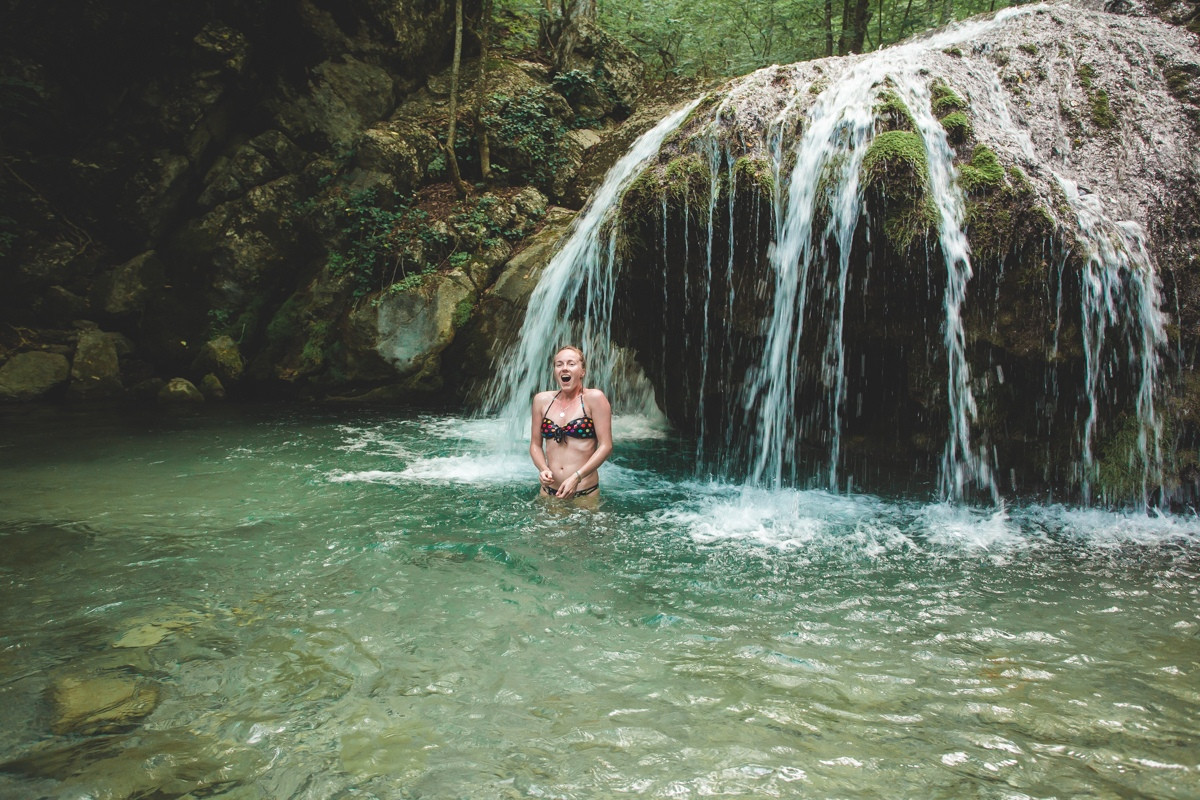 Фото: К водопаду "Джур-Джур" на джипах
