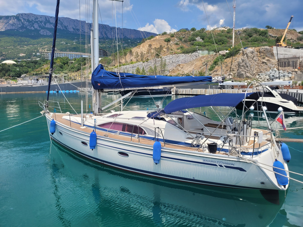 Фото: Яхта «Bavaria 40 Vision»