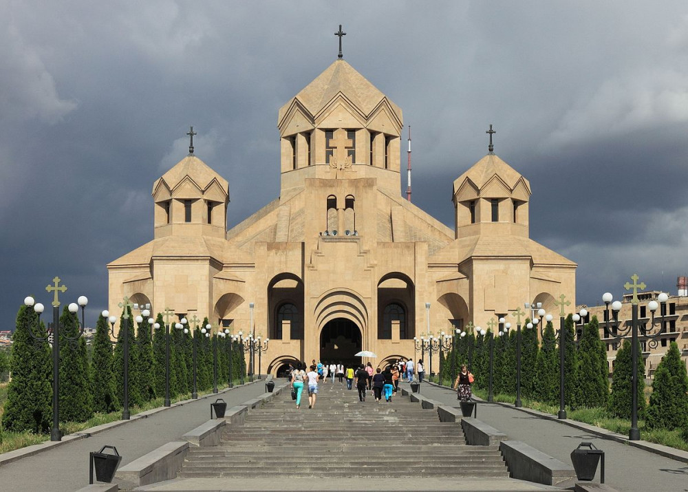 Фото: Прогулка по центру Еревана с историком 