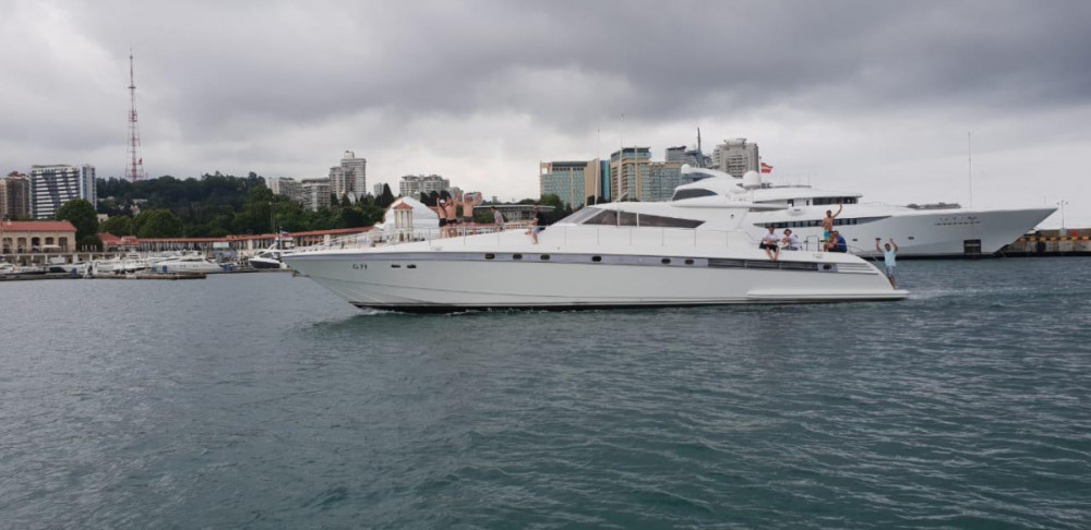 Фото: VIP яхта «Leopard» 