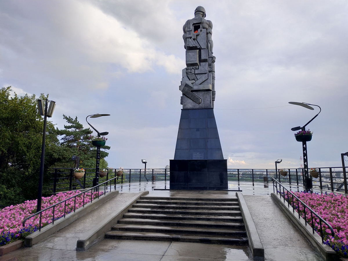 Фото: Монумент Память шахтерам Кузбасса