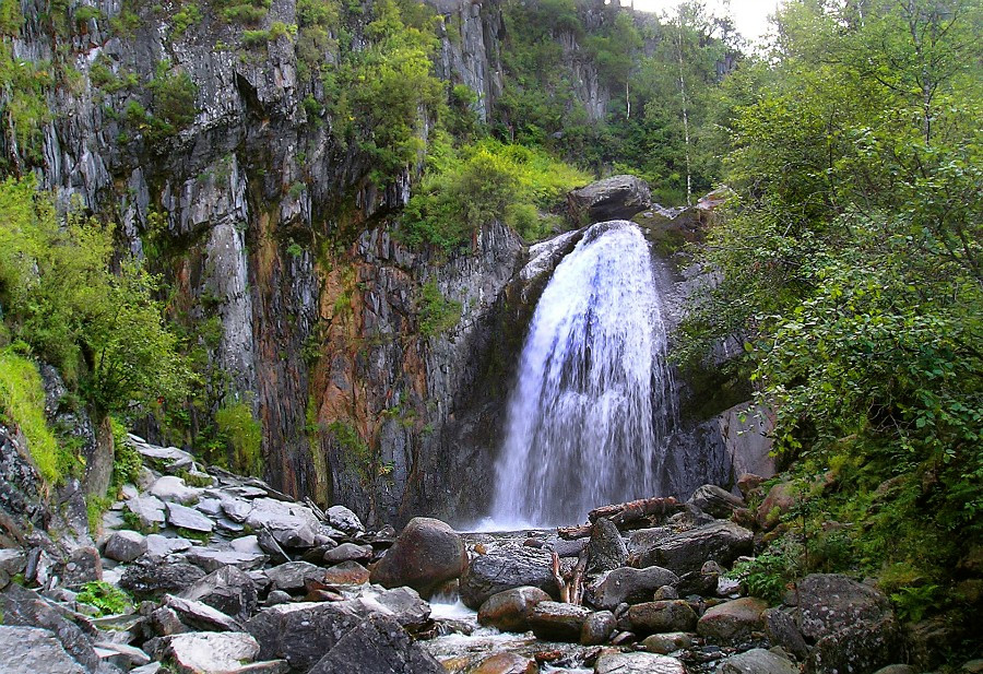 Фото: Водопад Корбу