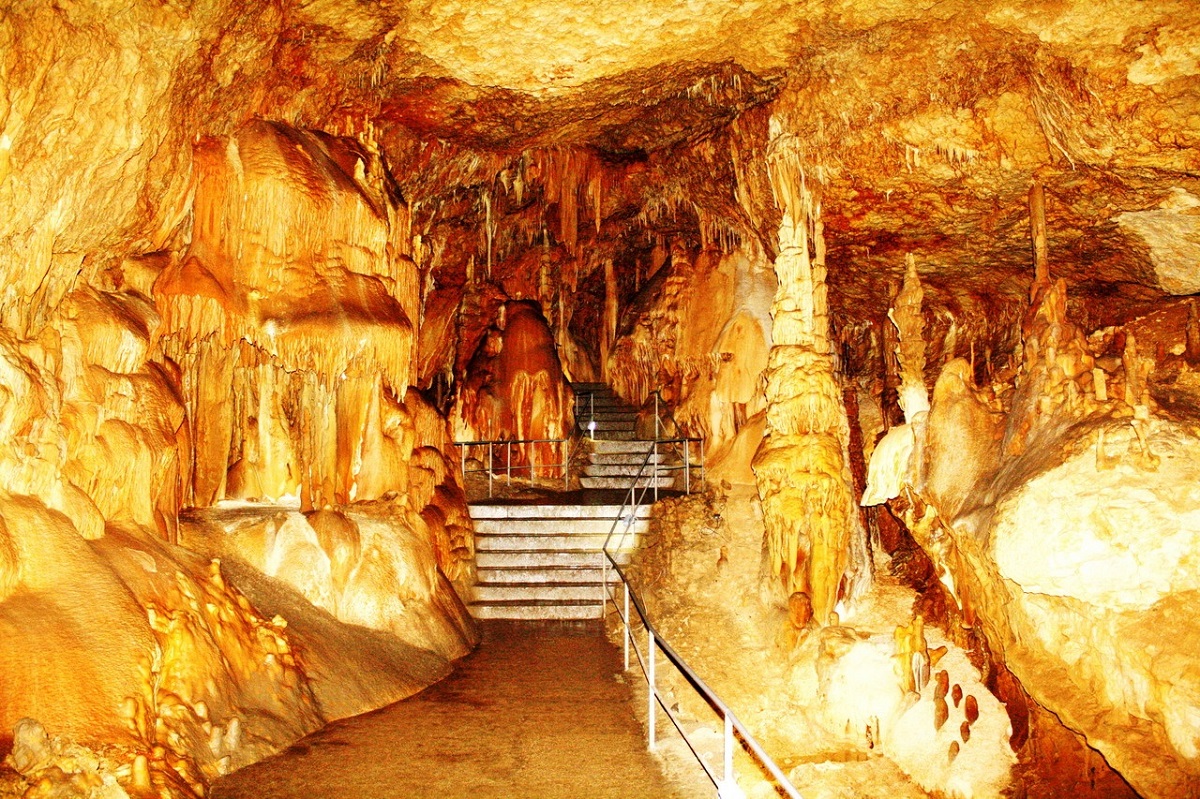 Фото: Мраморная пещера