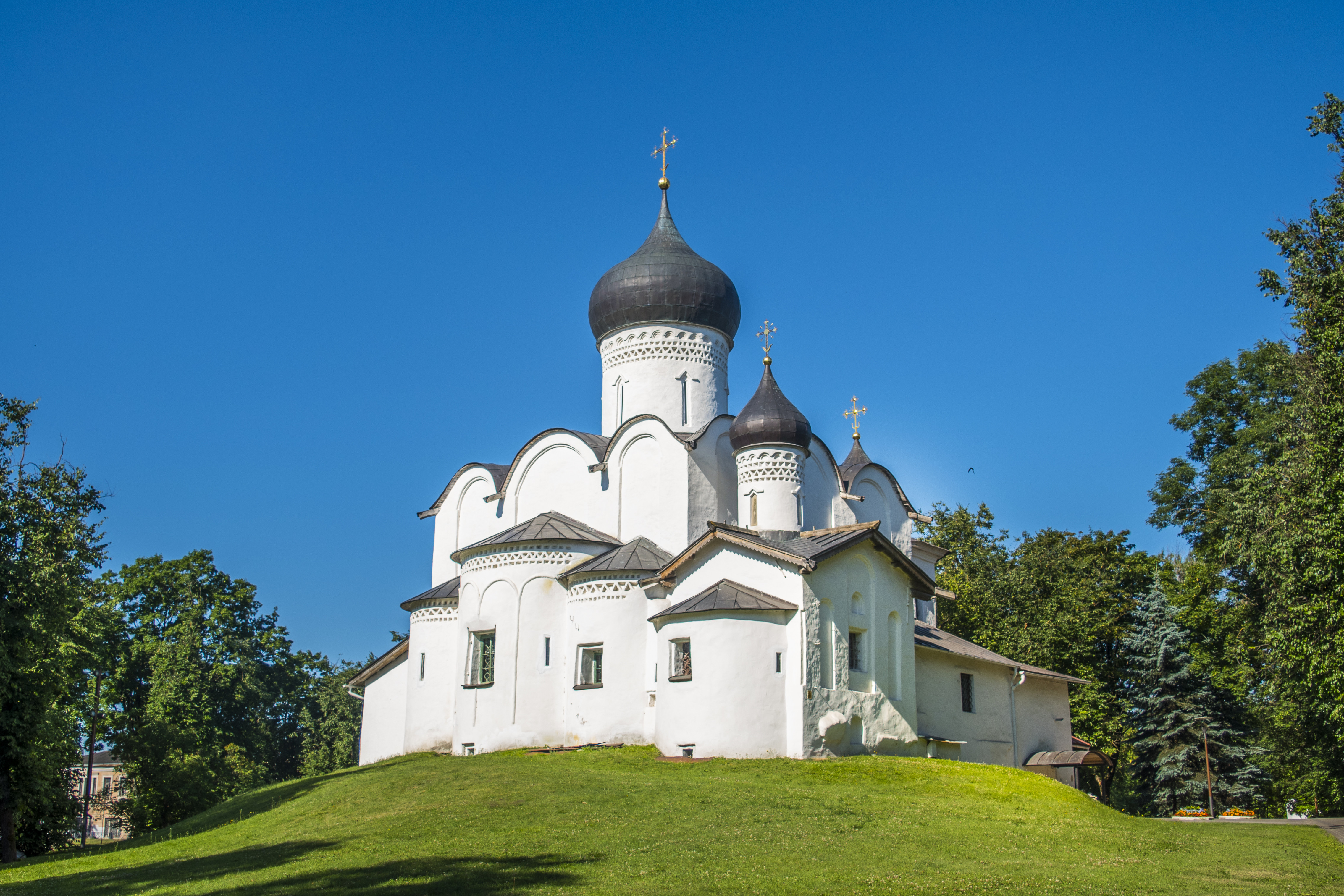 Фото: Церковь Василия Великого на Горке (Псков)