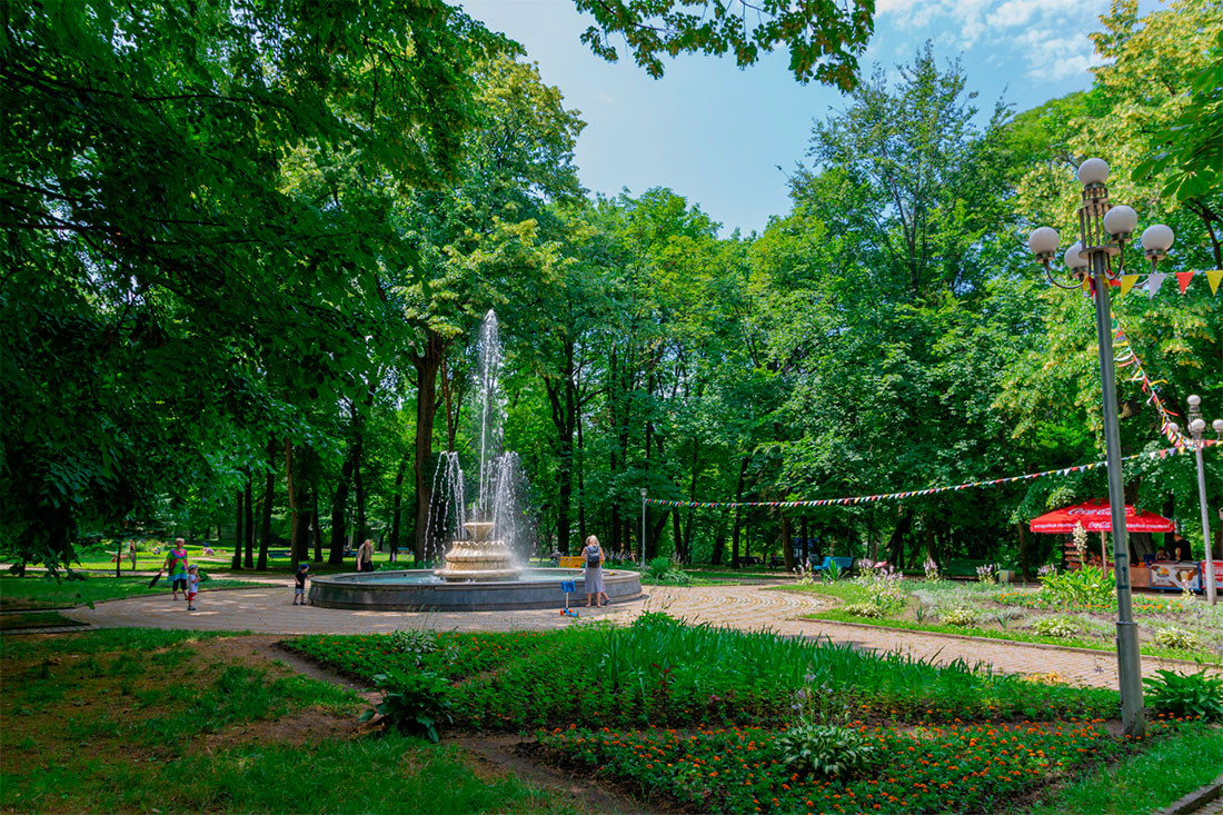 Фото: Парк Культуры и Отдыха им. К. Л. Хетагурова
